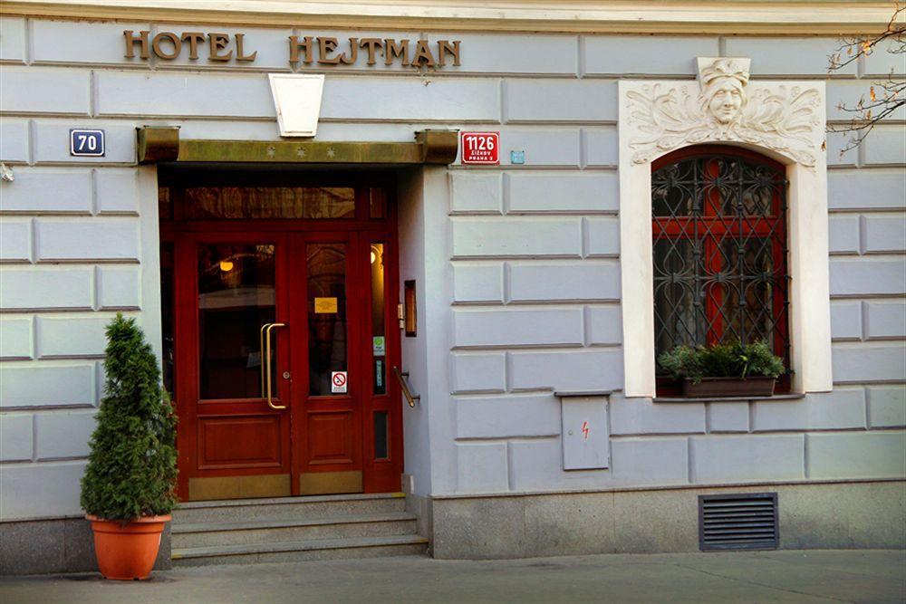 Hotel Hejtman Prag Exterior foto